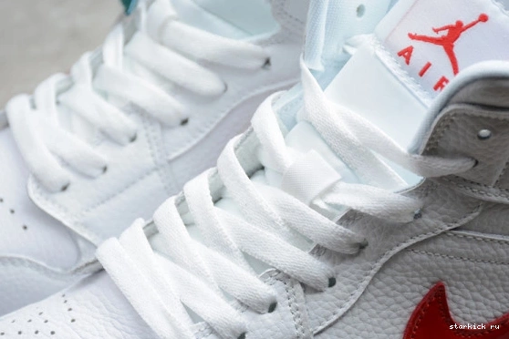 Mid (W) BQ6472-106 BQ6472-106 University White Jordan Red 1 0104